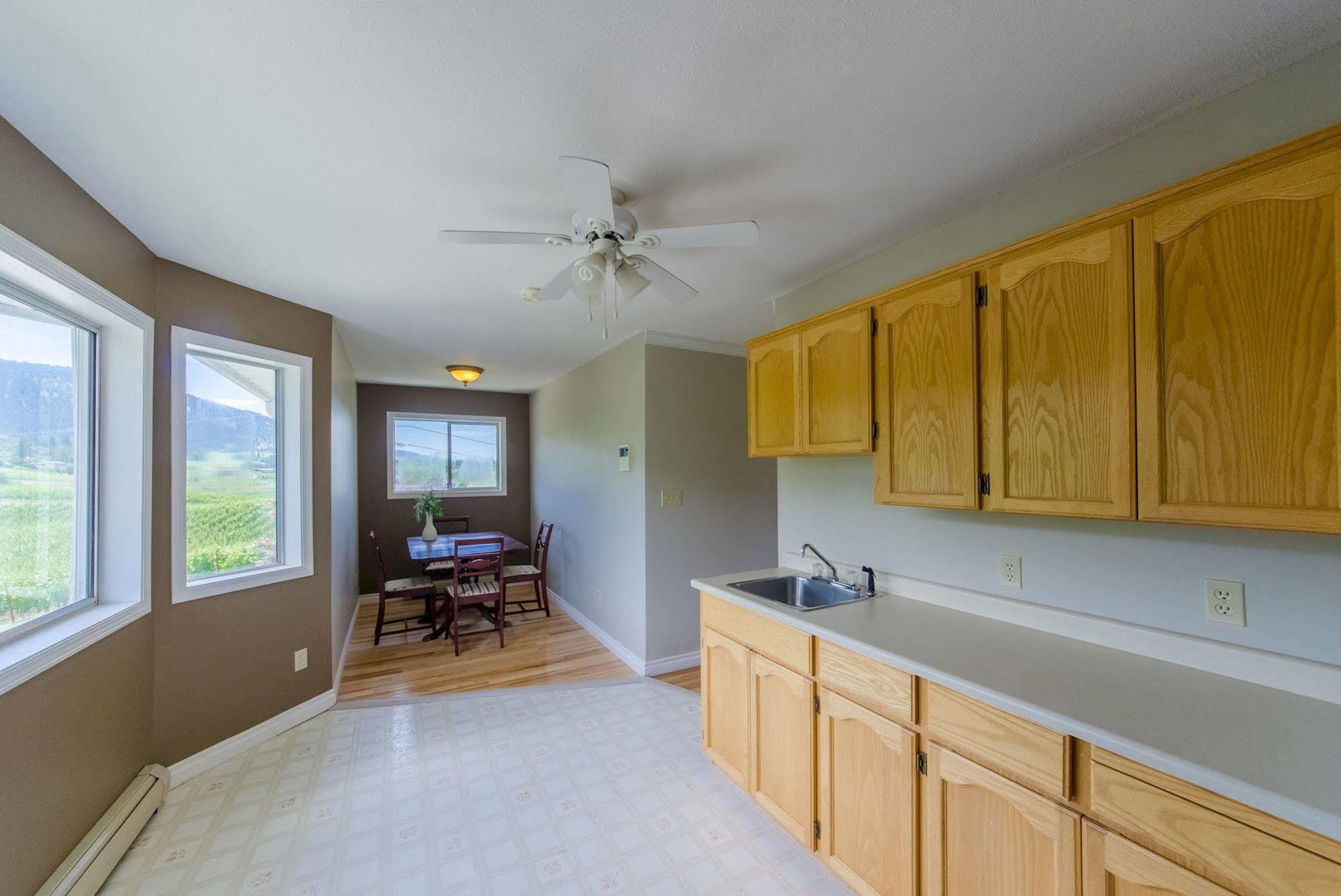 Ok Whistle Stop Bed & Breakfast Penticton Eksteriør billede